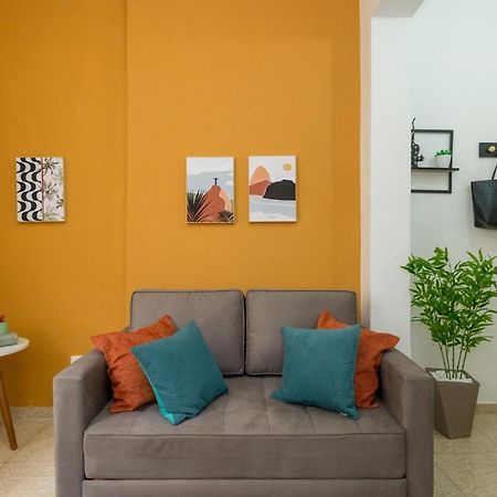 Conforto E Relax, Caminhando Para A Praia De Copacabana, Quarto E Sala, Completo, Com Wi Fi, Cozinha, Ar Condicionado Rio de Janeiro Exterior foto