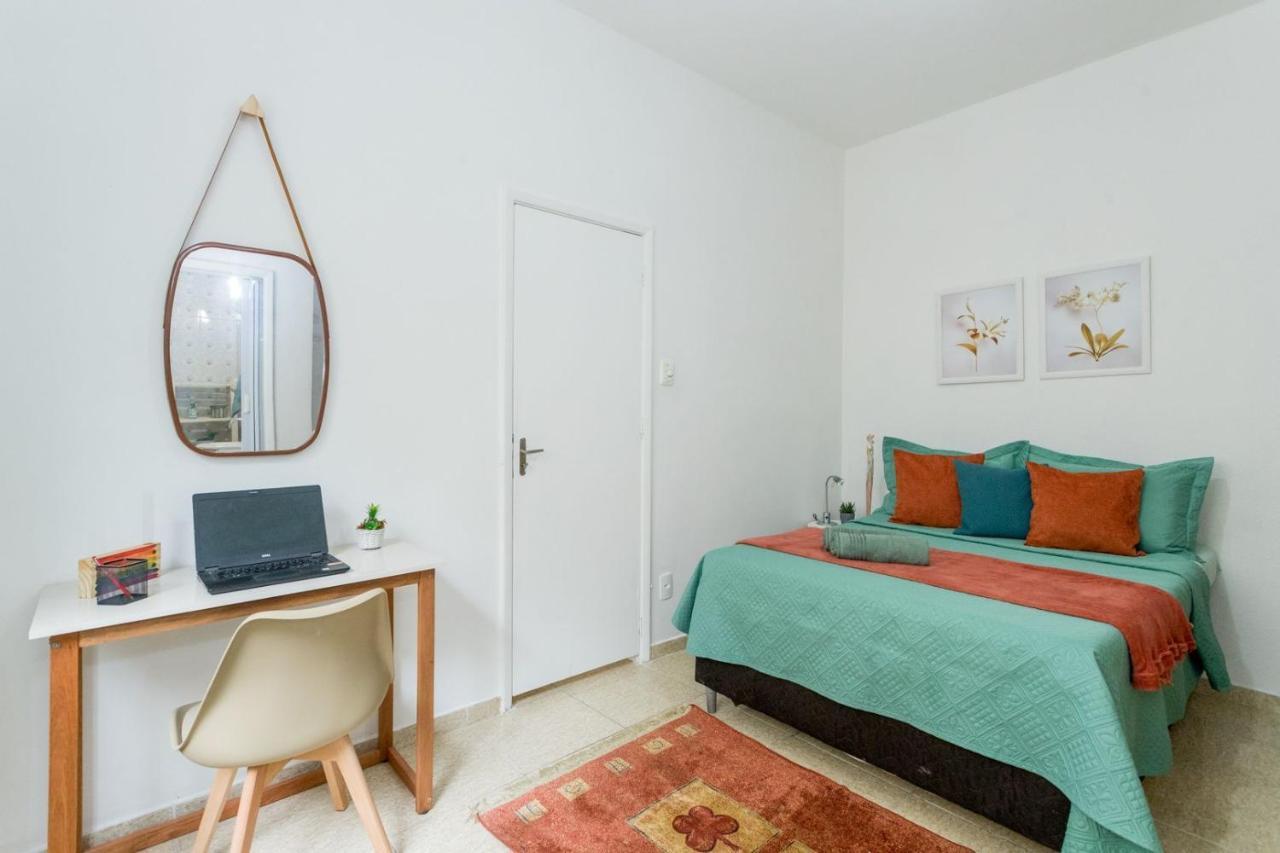 Conforto E Relax, Caminhando Para A Praia De Copacabana, Quarto E Sala, Completo, Com Wi Fi, Cozinha, Ar Condicionado Rio de Janeiro Exterior foto